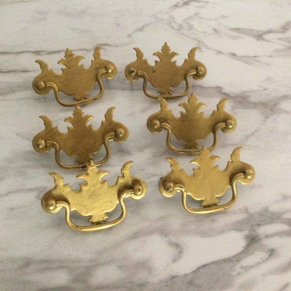 Set of 6 Vintage Metal Drawer Pulls/Hardware